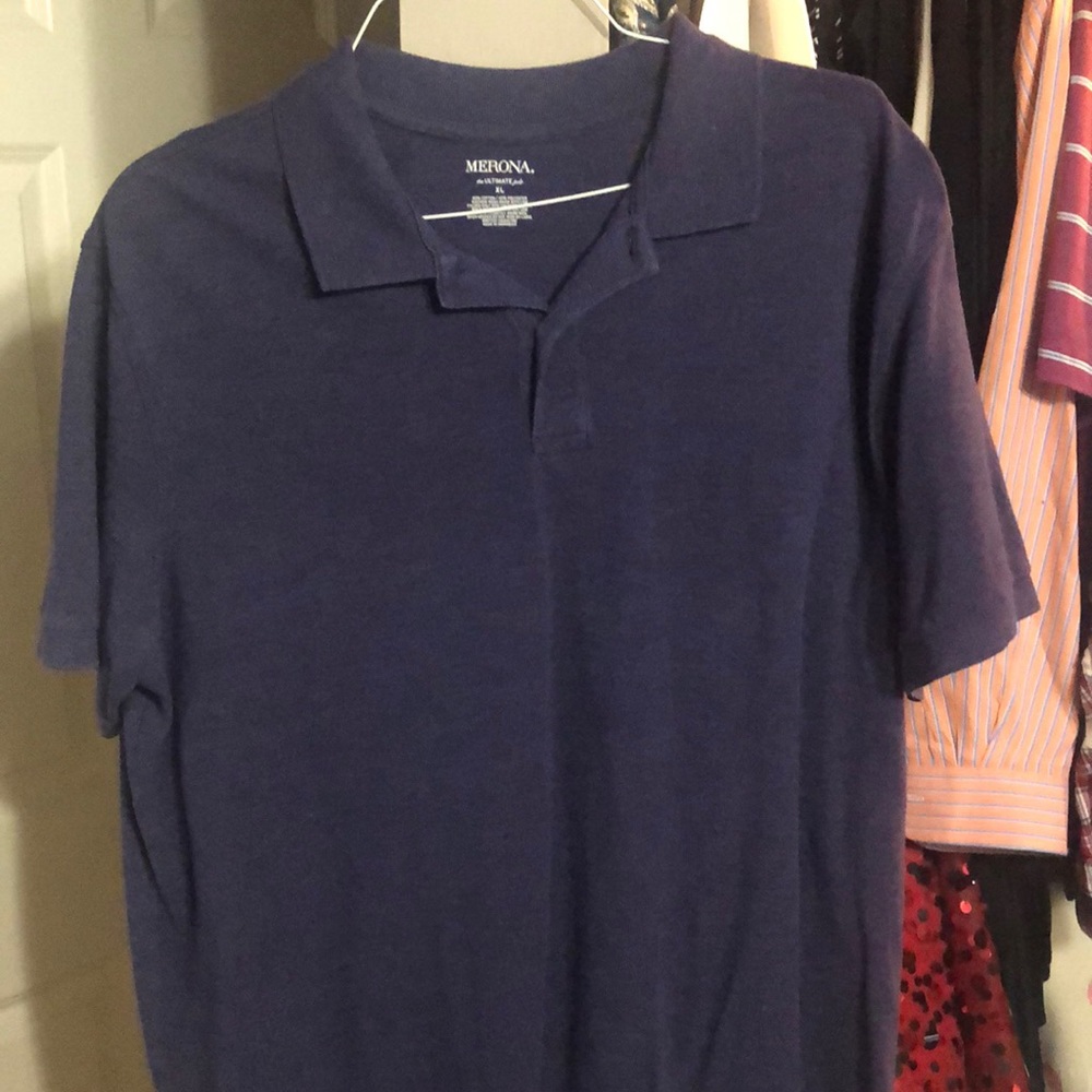 Men’s polo in navy blue